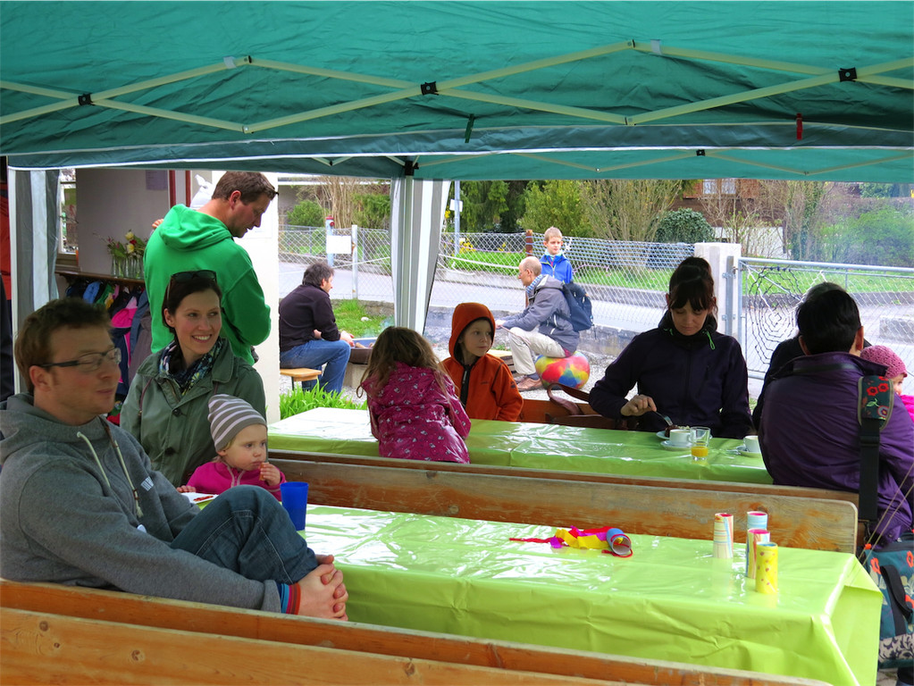 BK_Tag der offenen Tu__r Montesorrikindi Spielblume Tosters 43.JPG