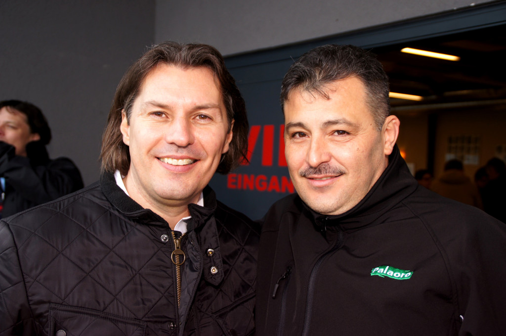 35 Martin Fitz mit Zafer Yildirim vom Vorstand des EHC Lustenau.JPG