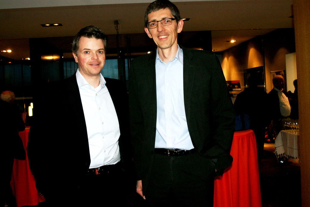 02 Alexander Frischmann_ Gero Riedmann _Prisma_.JPG