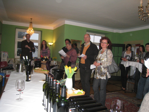 Wein Gut Kost Reiner Lochau 2010 _8__jpg-1270983820