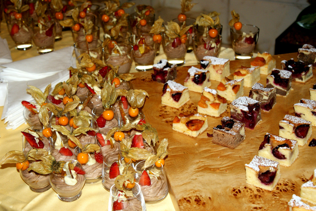 75  Verw__hn-Buffet f__r die Spitzensportler.JPG