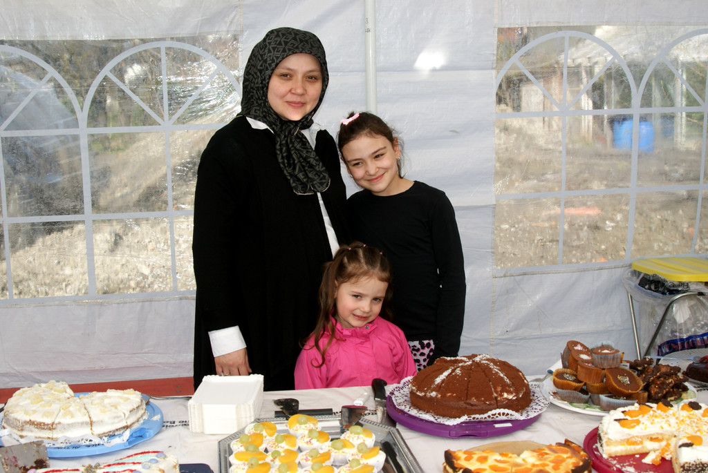 Bedia_ Beyza_ Berra.JPG
