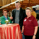 20 Monika Bischof mit Andrea und Harald.JPG