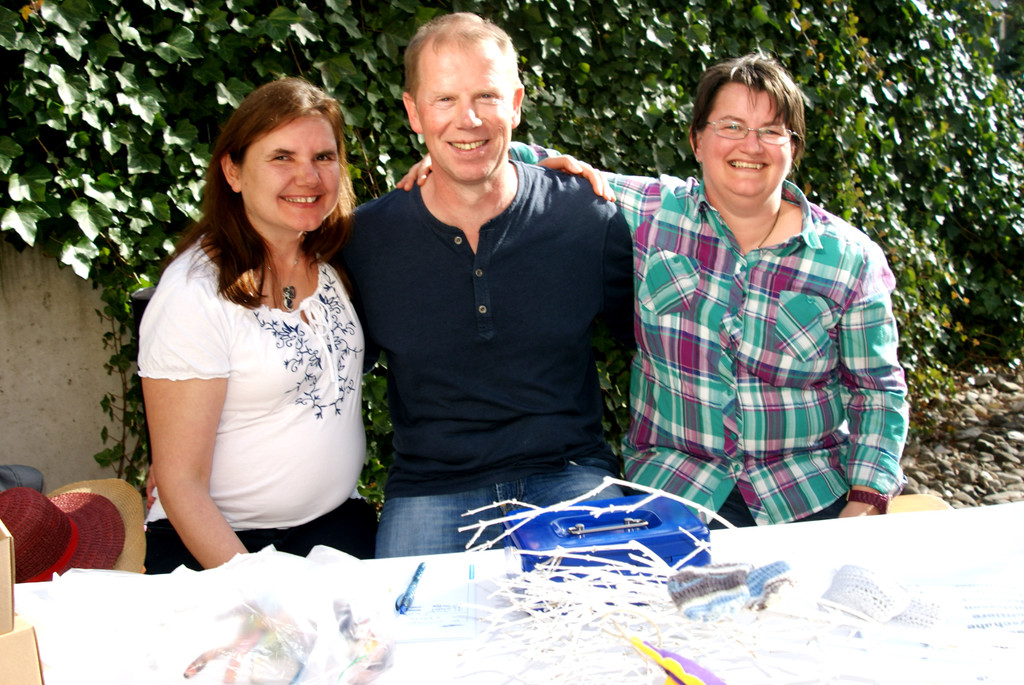 36 Rosmarie und Michaela mit J__rgen Isop.JPG