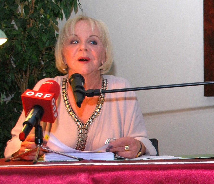 Margrets African connection 060a.jpg