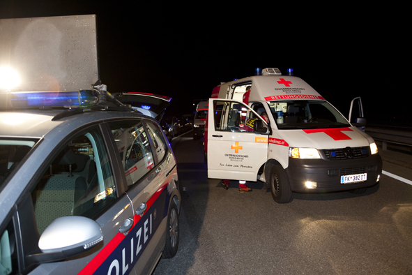 VU A14 BZ 2PKW01.JPG