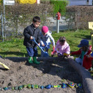 DSC_0025 Die flei__igen G__rtner bei der Arbeit.JPG