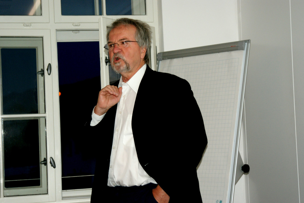 # Titelbild _25_ Man sollte niemals aufgeben_.JPG