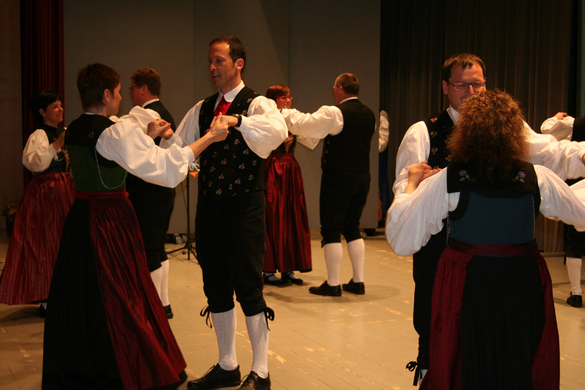 Landestrachtenverb_jpg-1271020919