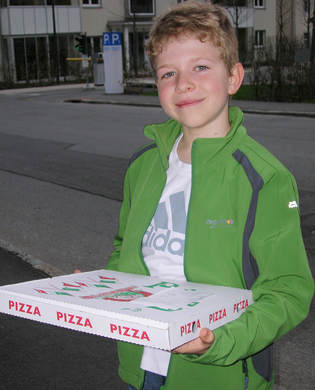 Strada11Pizza_jpg-1271023544