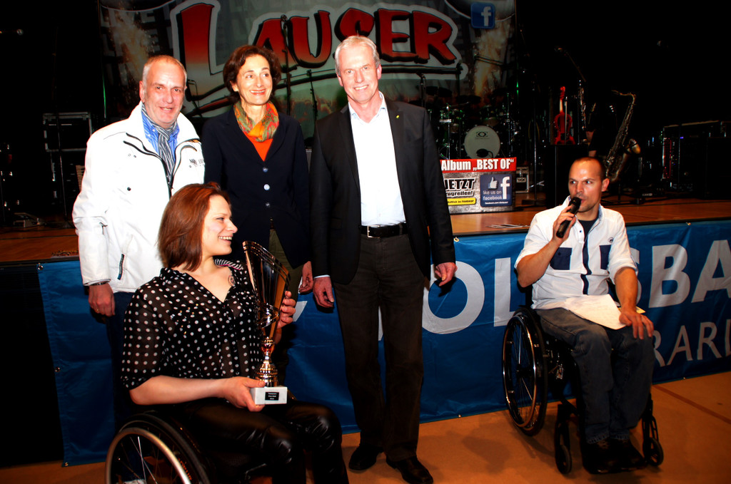 a30 Lisa Nothelfer __bernimmt den Preis f__r den BSSV Kaufbeuren - 2_ Rang.JPG