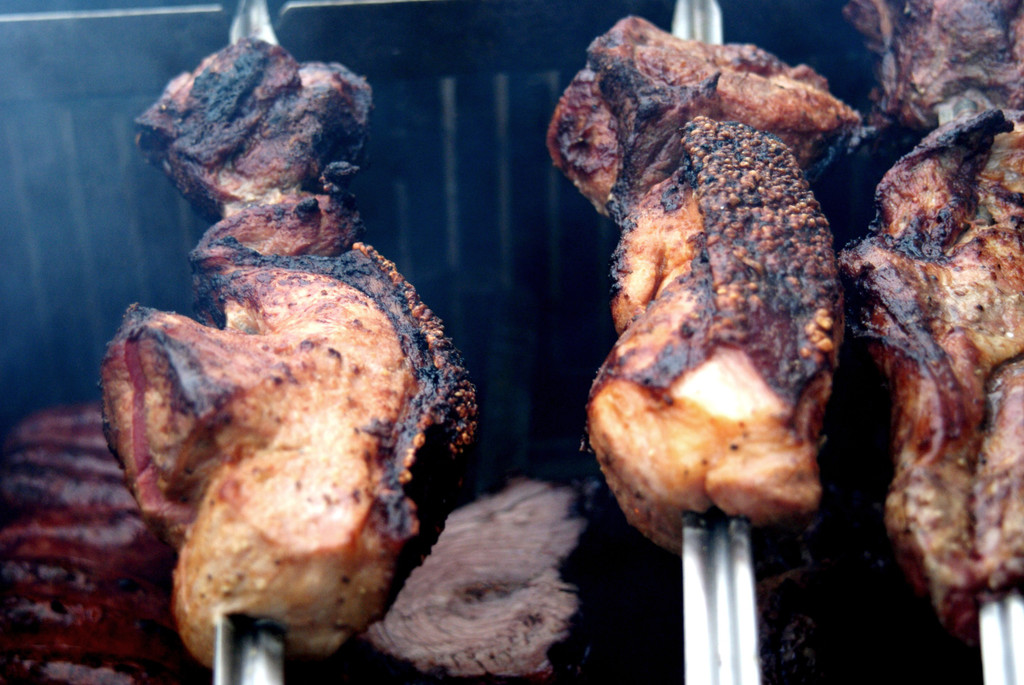 07 Ein Hochgenuss_ gegrillt auf offenem Feuer.JPG