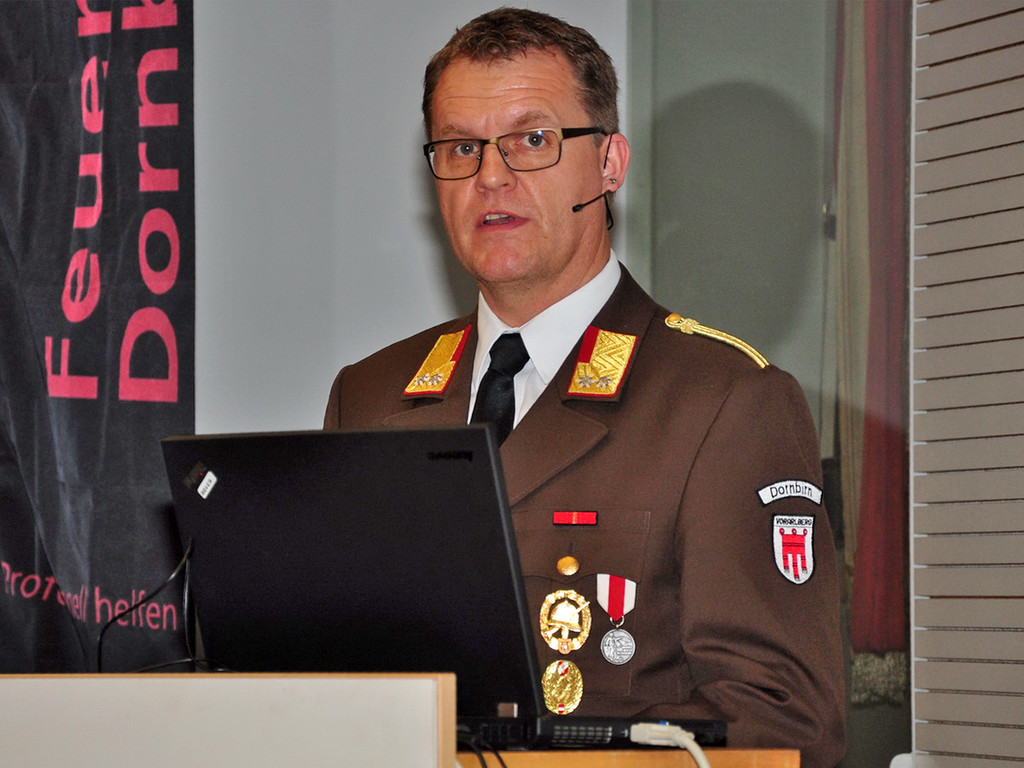 JHV 01.JPG