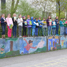 DSC_0020 Die 3a- und 4a-Klasse nach erfolgreicher Lese-Schnitzeljagd.JPG