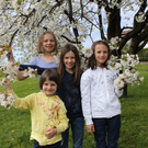 Kirschenblüten-Fotoshooting mit Johanna, Anna Lena, Klaudia und Andrea Hartmann sowie Fabian Summer