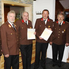 Bild-1 Die Jubilare Werner Burtscher und Voker Stark bei der __bergabe der Verdinestmedaille.JPG