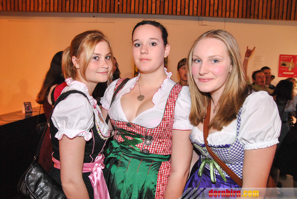 13610440.jpg