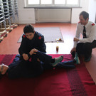 IMG_4148_Jonas und Muhammed __bten die stabile Seitenlage.JPG