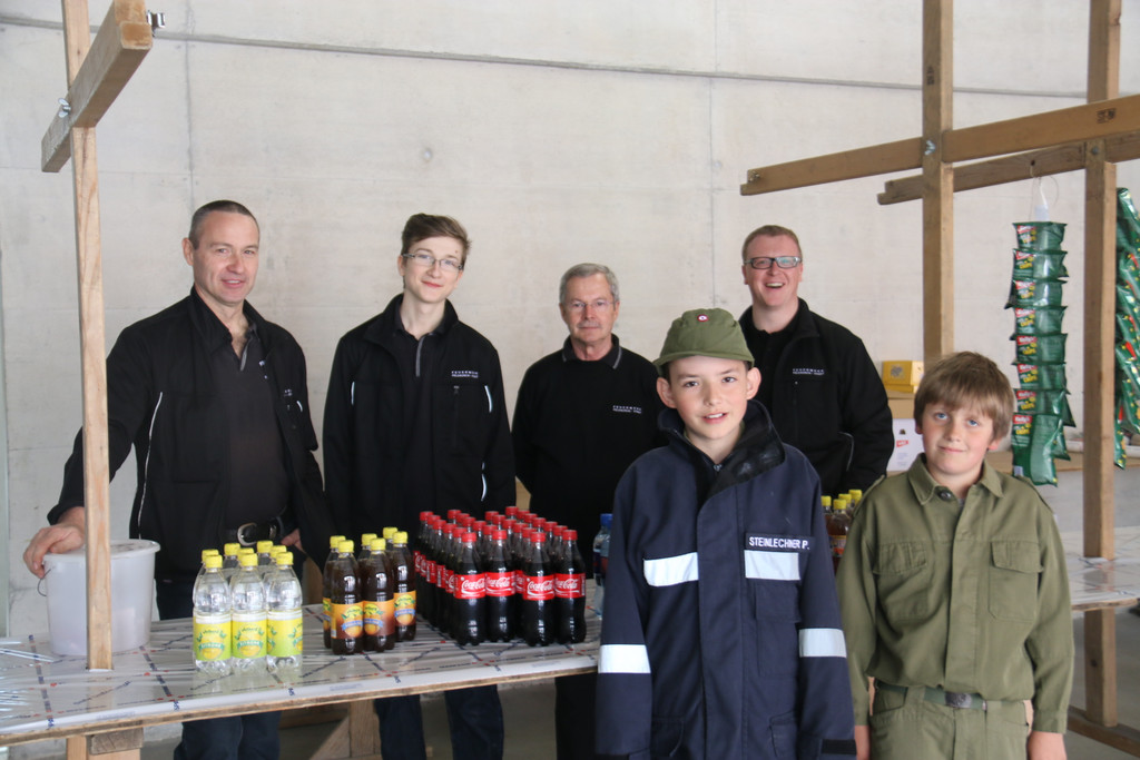 IMG_4232_F__r die Verpflegung war gesorgt.JPG