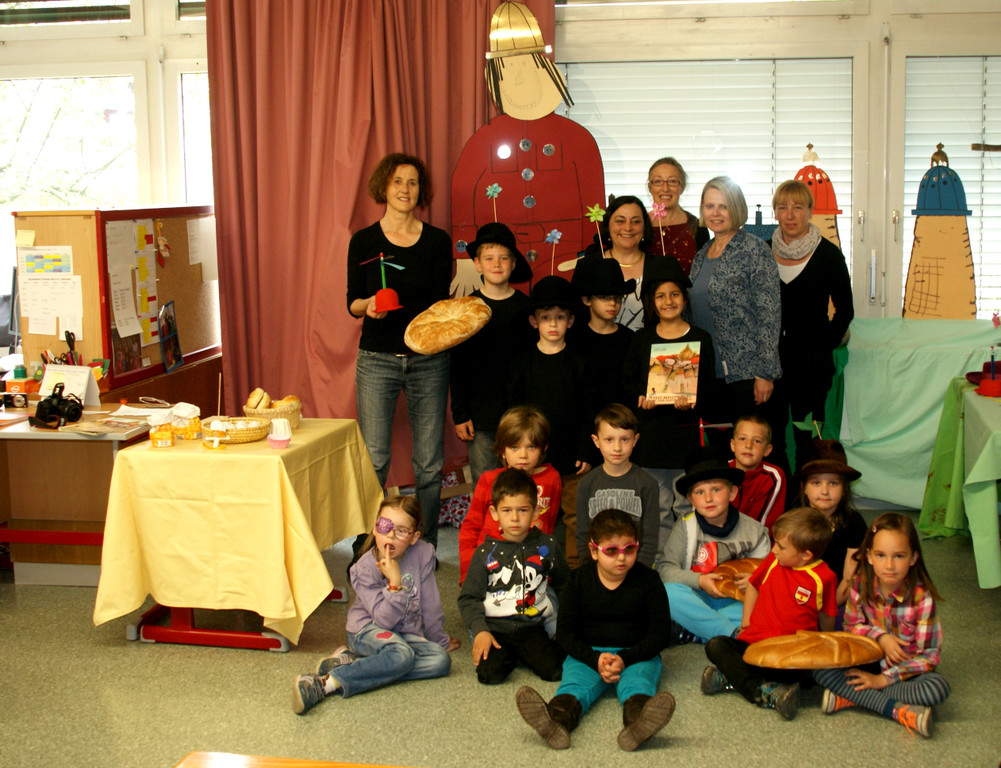 Riese Bumbum und die Millimandl-Familie.JPG
