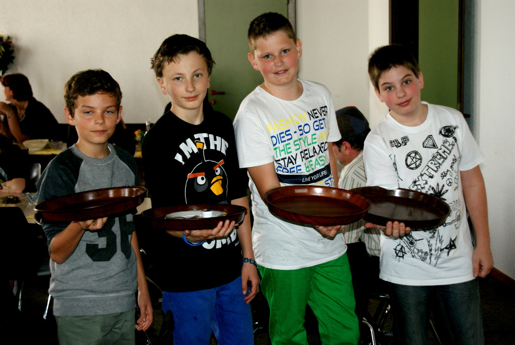 # Titelbild_ Marvin_ Constantin_ Jonas_ Vincent.JPG