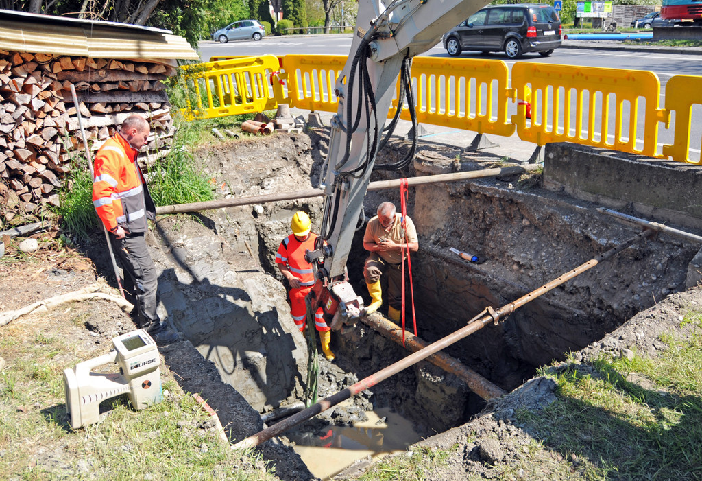 Leitungsreparatur Ho__chst 15-04-2014 24.jpg