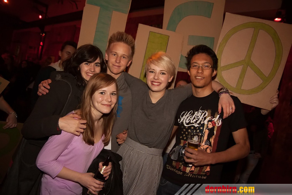 13620687.jpg