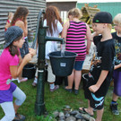 Sch__ler bei Rhein-Schauen 2.jpg