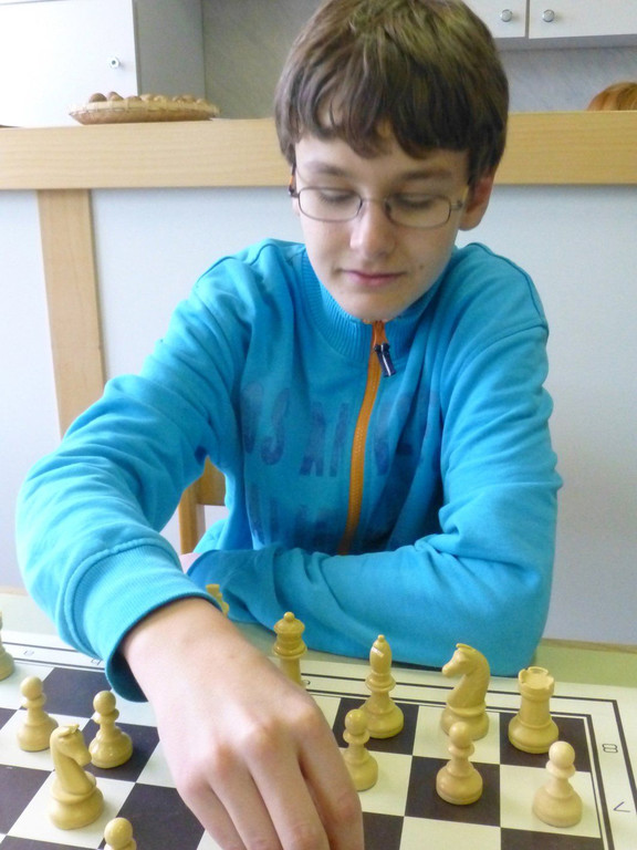 Schulschach10Julian.jpg