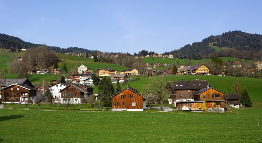 DSC037.JPG