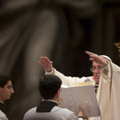 Osternacht im Petersdom mit Papst Franziskus