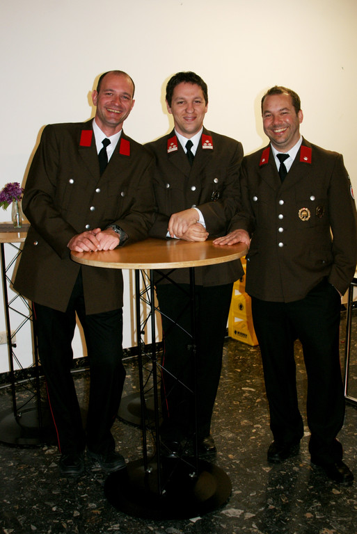 35 Manfred Schneider_ Michael H__fele_ Matthias Lechner_ die Feuerwehr war auch zur Stelle.JPG