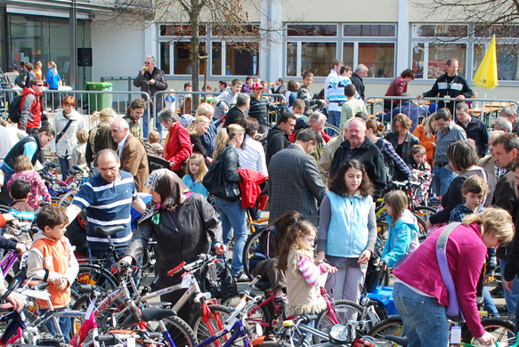 Gro__e Nachfrage bei allen Artikeln rund um den Radmarkt_JPG-1271163795