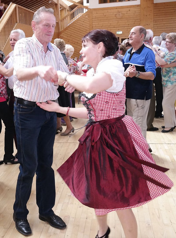 23_4_2014 Seniorentanz Gro__dorf 50.jpg