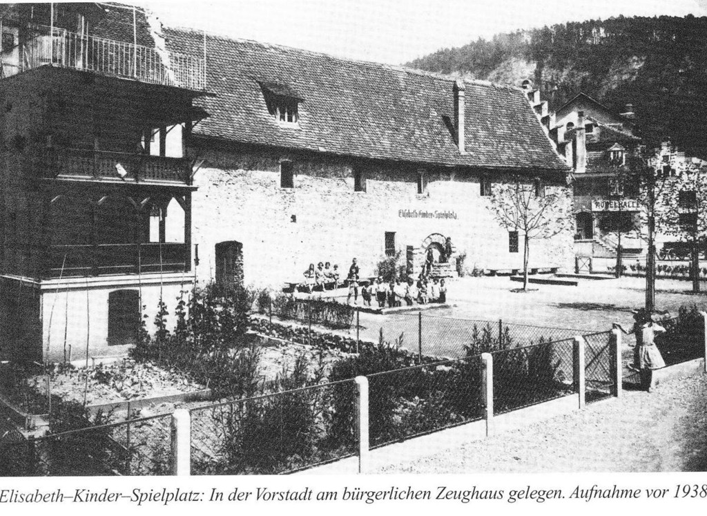 Elisabethkinderspielplatz.JPG