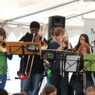   Auftritt im Musikschulzelt