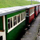 58 Die Waggons wurden neu gestrichen.JPG