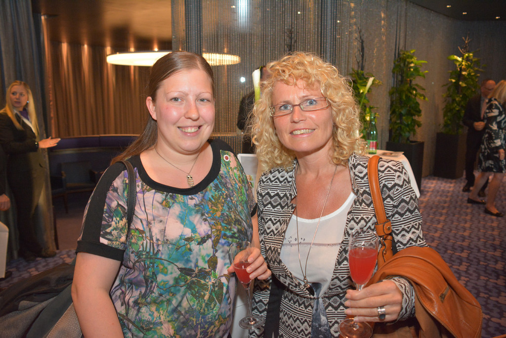 ladies verafechtig.jpg