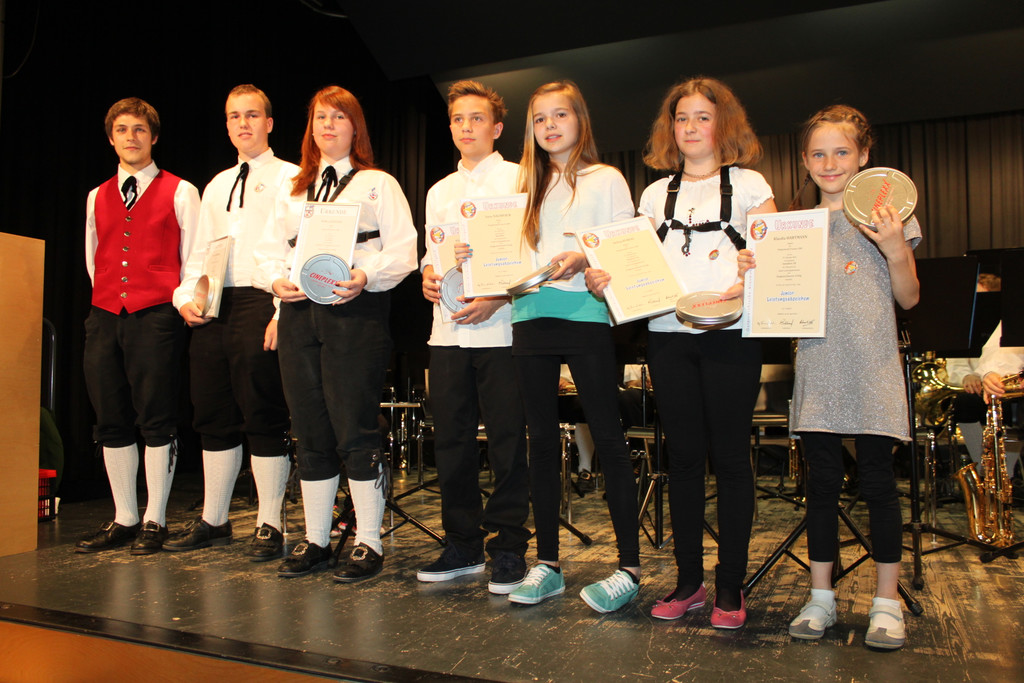 Fr__hjahrskonzert_B__rgermusik-Fraxern-2014 _3_.jpg