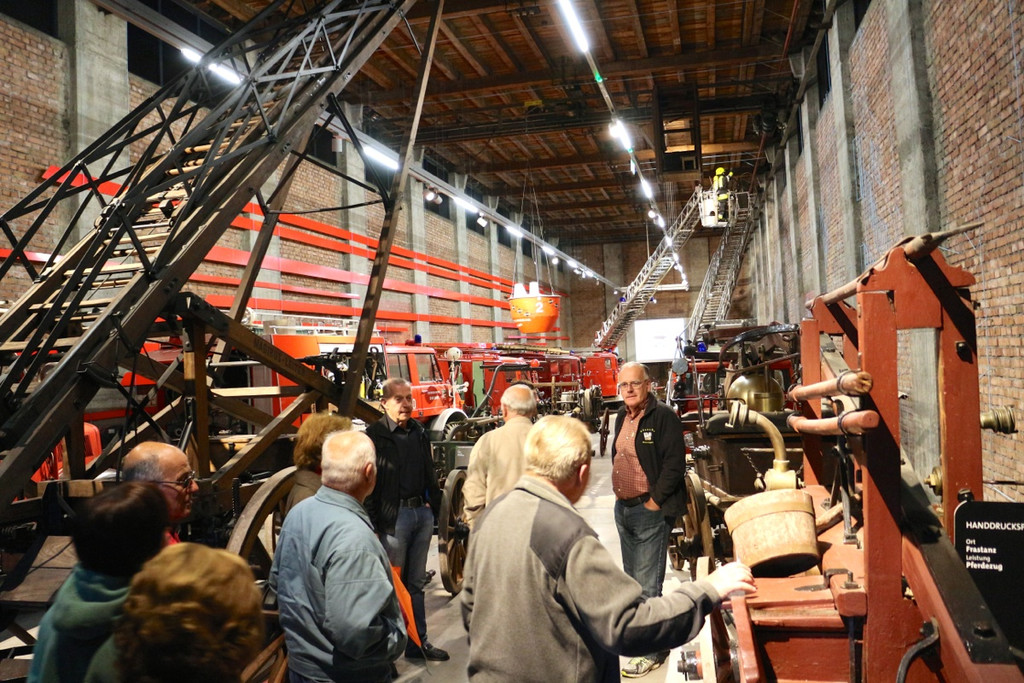 KOE_Senioren besuchen Museumswelt 4.jpg