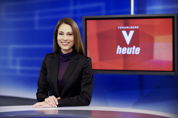V-Heute_Schwarz_Angelika_02_jpg-1271342424