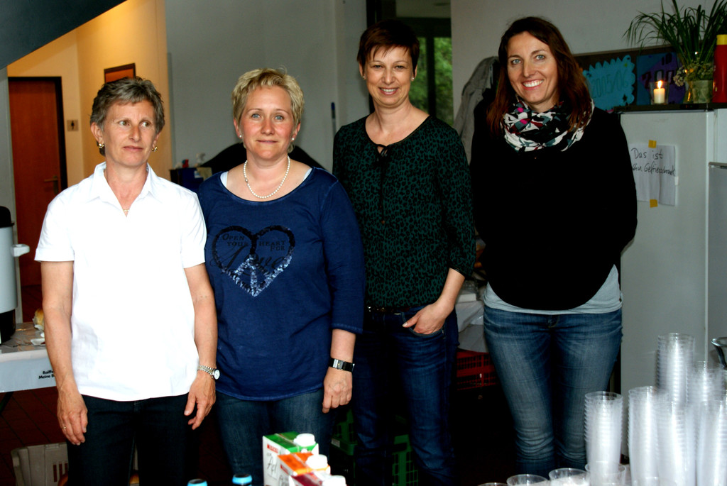 101 Die Frauen des Elternvereins.JPG