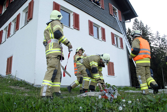 _c_ Gerhard Scopoli - Kreis__bung Latschau - 063.jpg