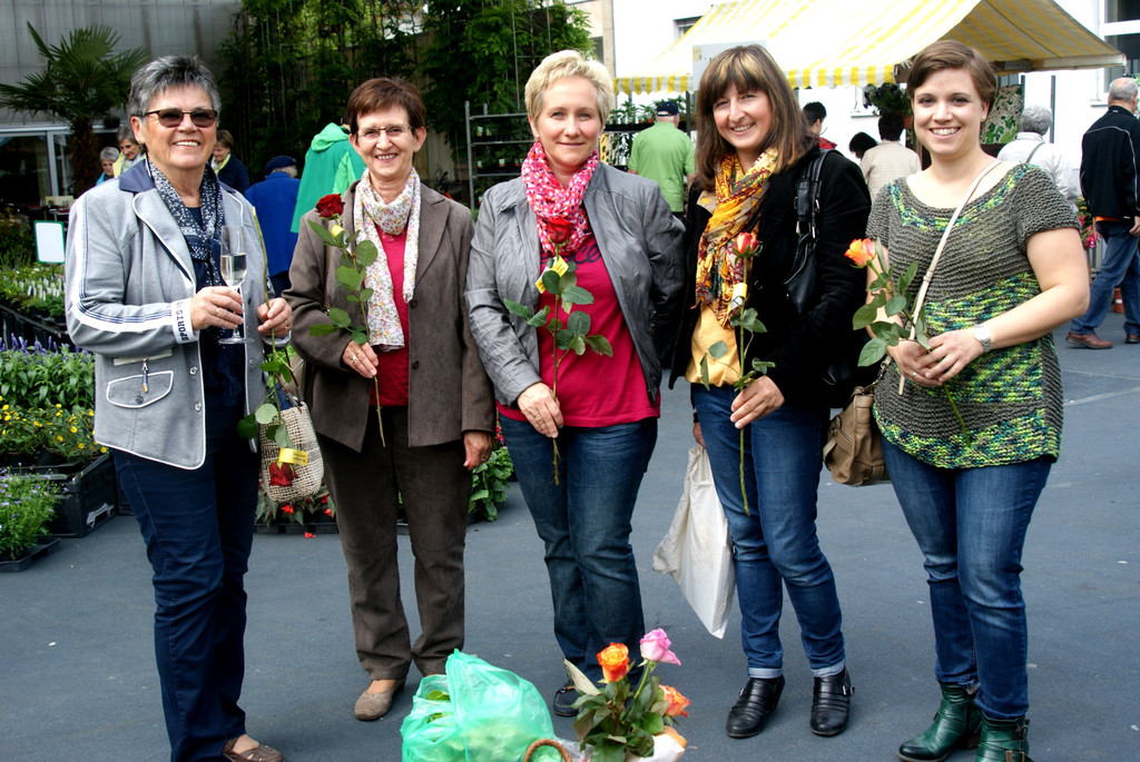 # Titelbild _121_ Die Mamas standen im Mittelpunkt.JPG