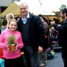 117 Johanna _11_ mit Papa Walter Natter.JPG