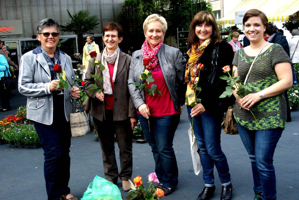 122 v_li_ Ilse_ Marianne_ Karin_ Martina_ Manuela.JPG