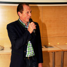 Josef Moosbrugger begl__ckw__nschte die Seminar-Teilnehmer zu ihrem Erfolg.JPG