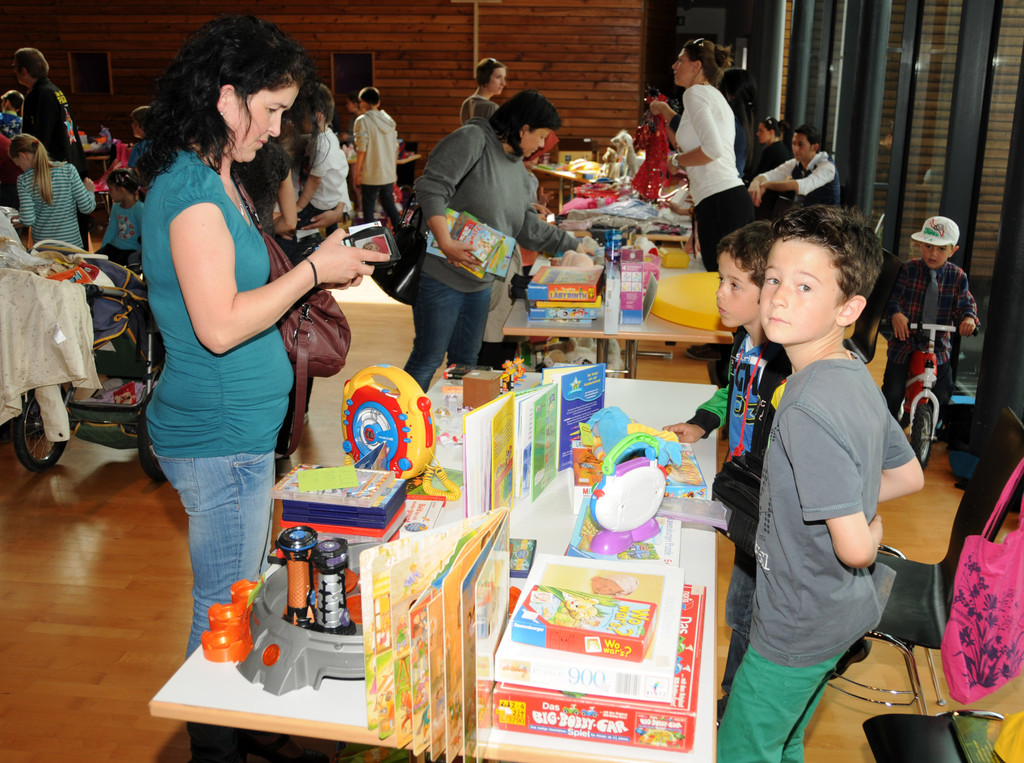 Kinderflohmarkt 10-05-2014 13.jpg