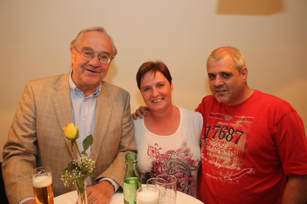IMG_6241_Lins Luis mit Carlos und Heike Nogales.JPG