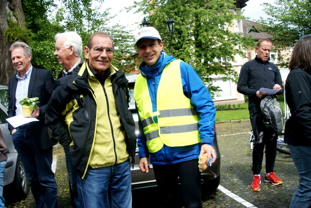 15 Dieter Egger und Walter Gross _ehem_ GF Schulheim M__der_.JPG